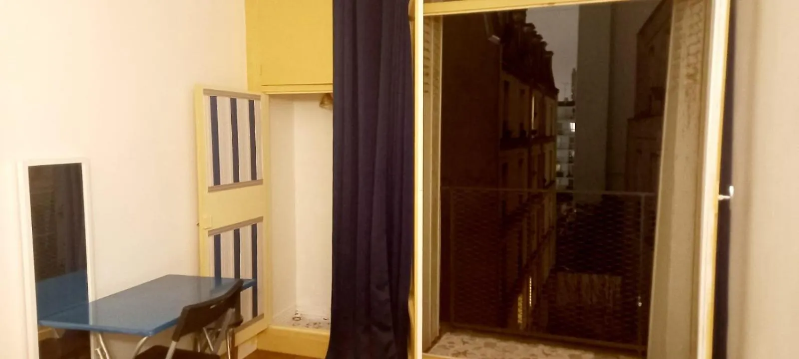 1 Chambre Arena - La Chapelle Paris France